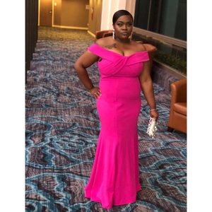The item was worn once to a gala . Great Condition.